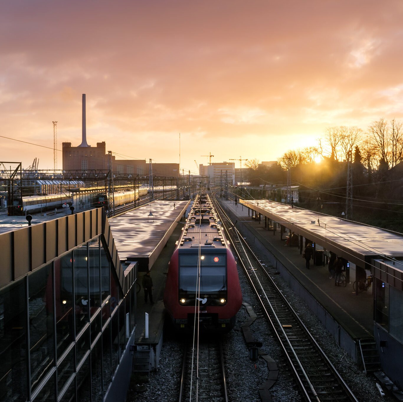 Svanemøllen station Svanemøllen st., Østerbro Copenhagen, Denmark (København, Danmark) af Kristoffer Trolle er licenseret under CC BY 2.0 .